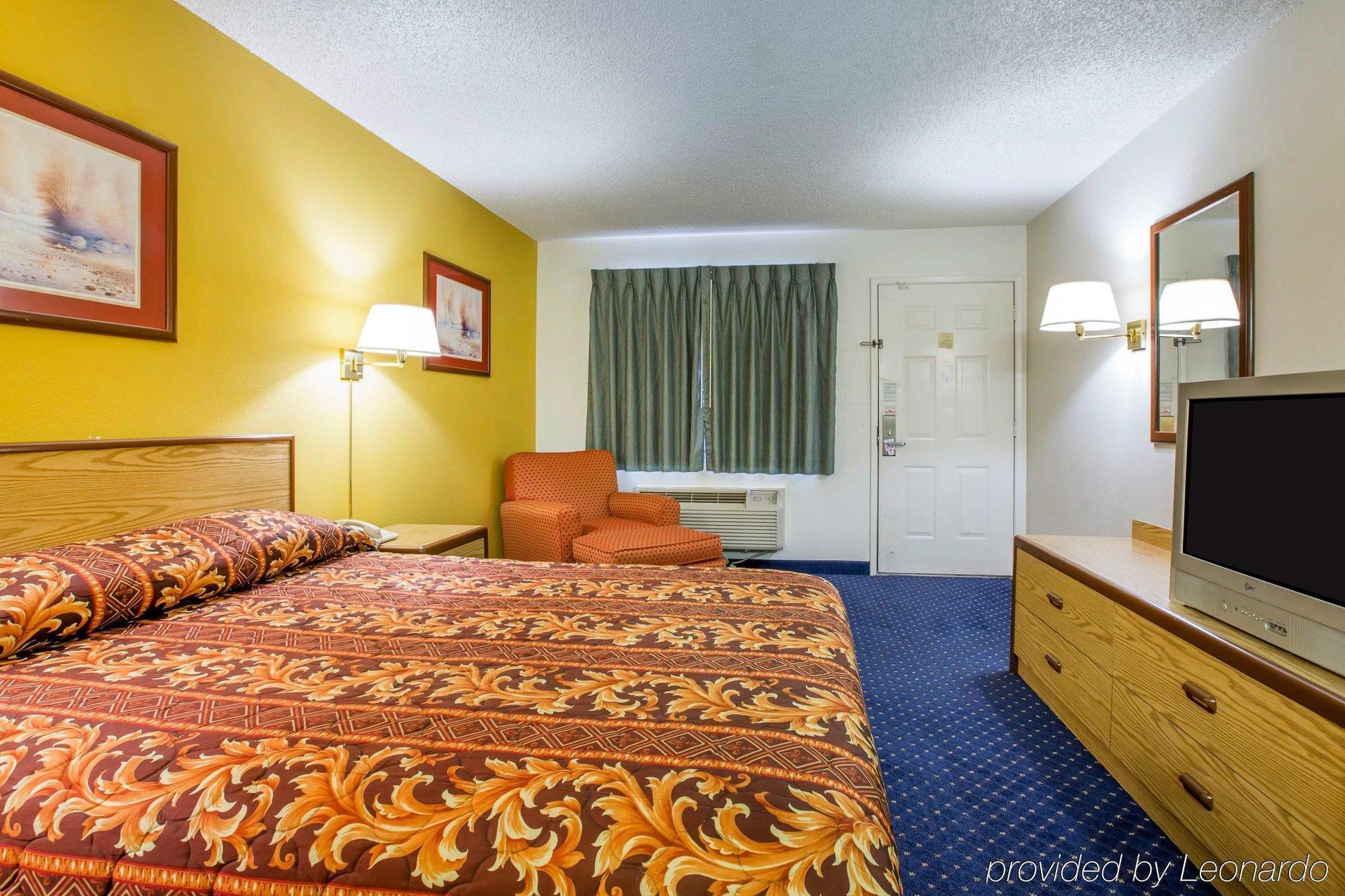Motel 6-Fresno, Ca - Yosemite Hwy Eksteriør bilde