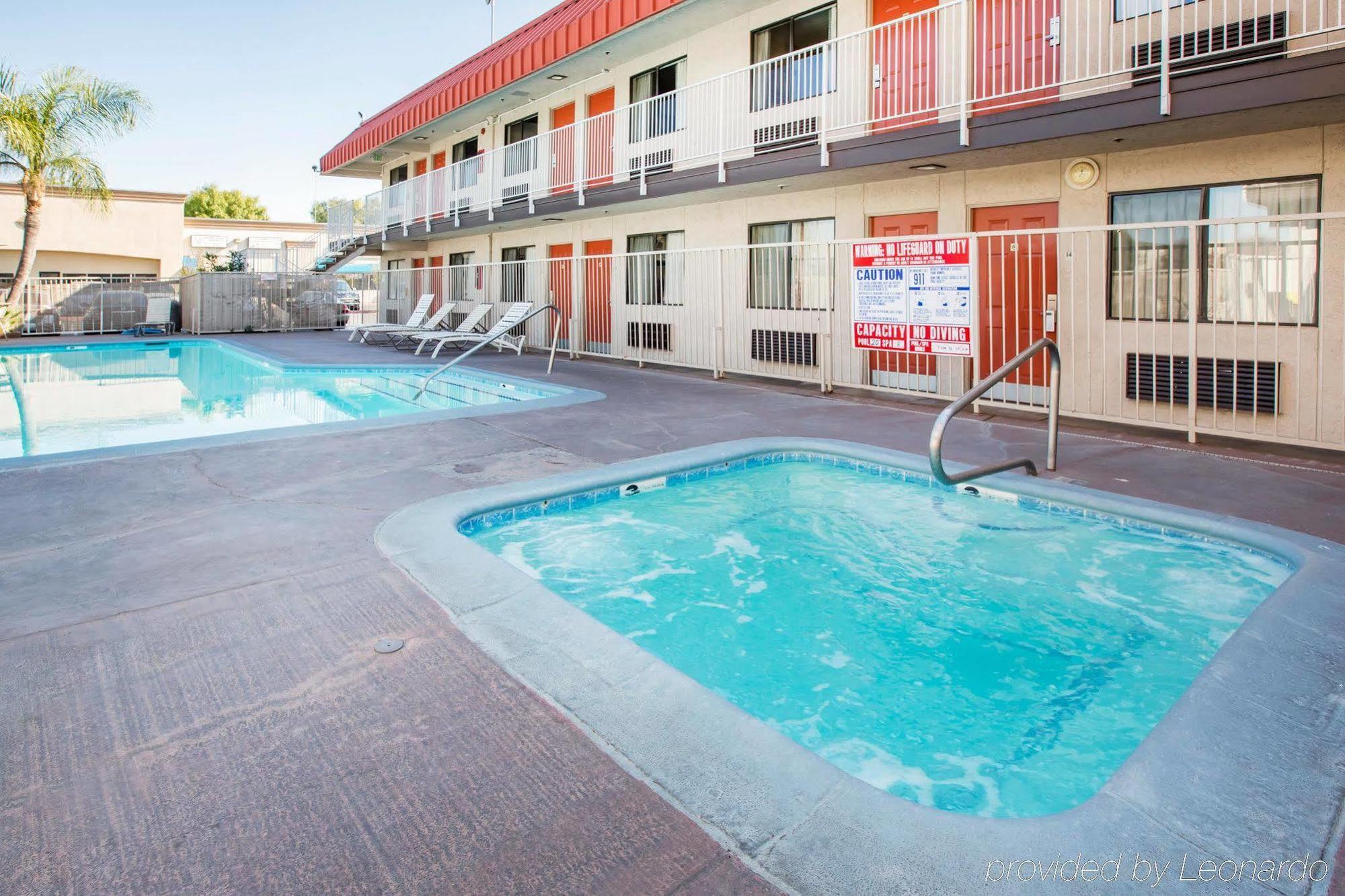 Motel 6-Fresno, Ca - Yosemite Hwy Eksteriør bilde