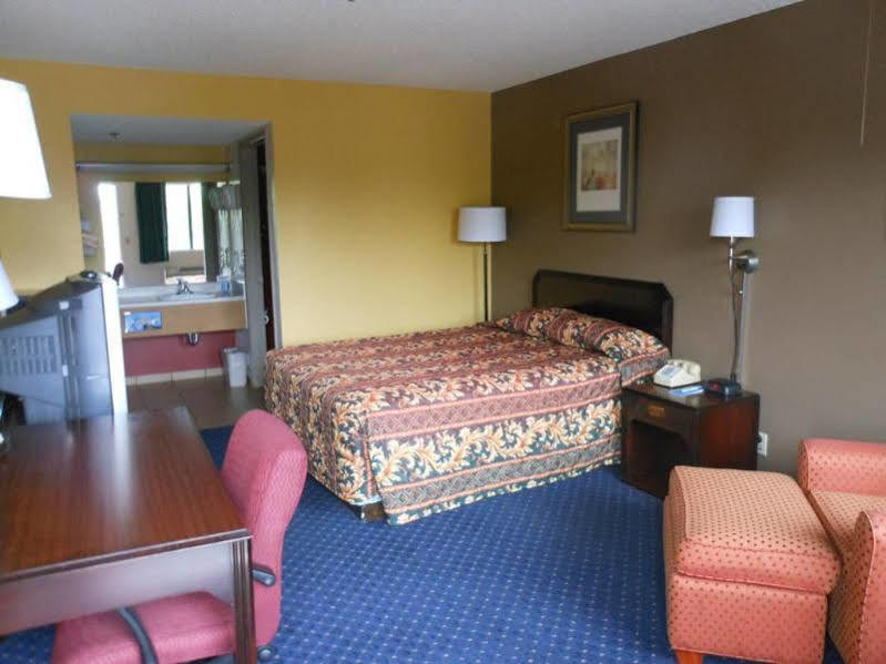 Motel 6-Fresno, Ca - Yosemite Hwy Eksteriør bilde