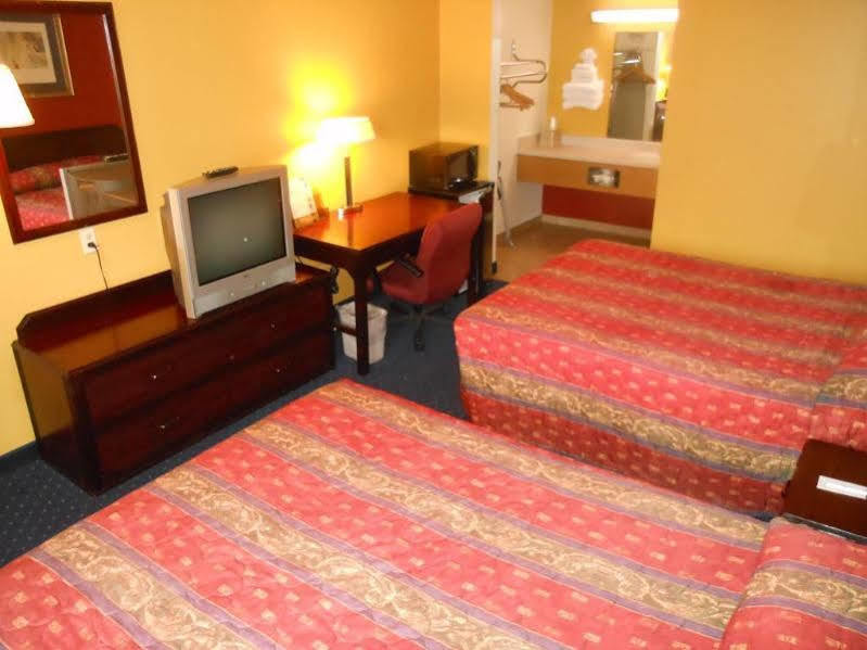 Motel 6-Fresno, Ca - Yosemite Hwy Eksteriør bilde