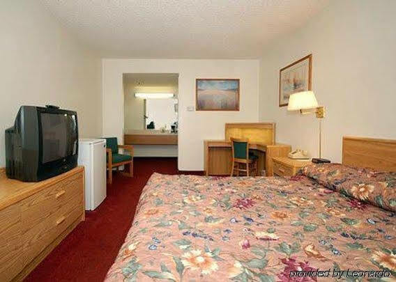 Motel 6-Fresno, Ca - Yosemite Hwy Eksteriør bilde